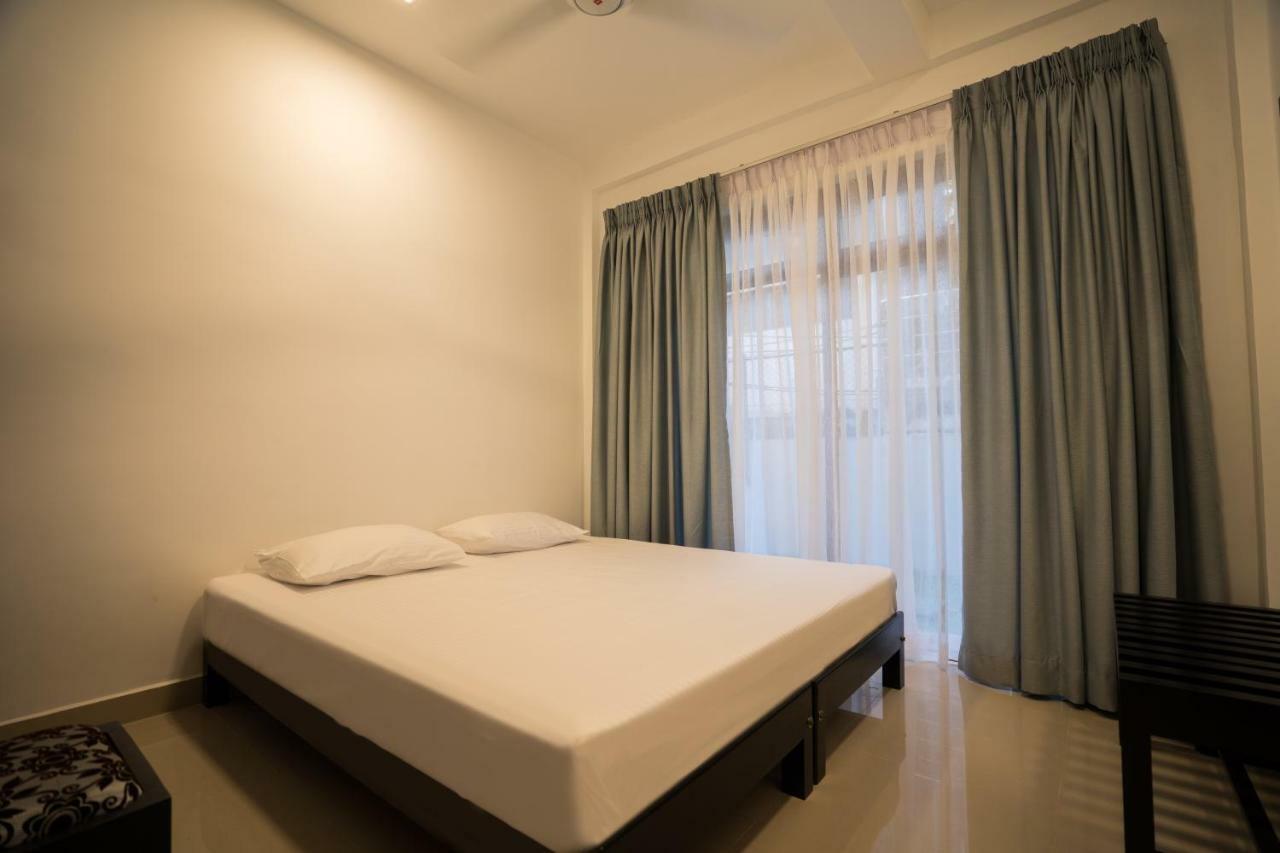 Kozy B&B Dehiwala-Mount Lavinia Exterior photo